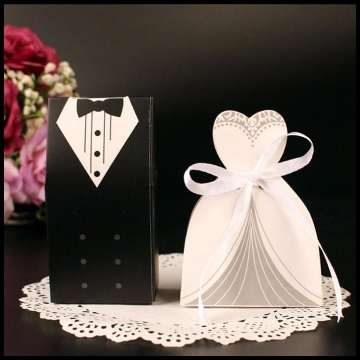 

TERBARU 100PCS WEDDING SOUVENIR UNIK / WEDDING BOX / CANDY BOX / KOTAK COKLAT