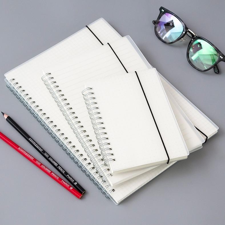 

DAY7 BUKU TULIS CATATAN NOTEBOOK JURNAL B5 / A5 / A6 ISI 80 LEMBAR COVER TRANSPARAN (KERTAS GRID, DOT, GARIS, DAN KOSONG) COD