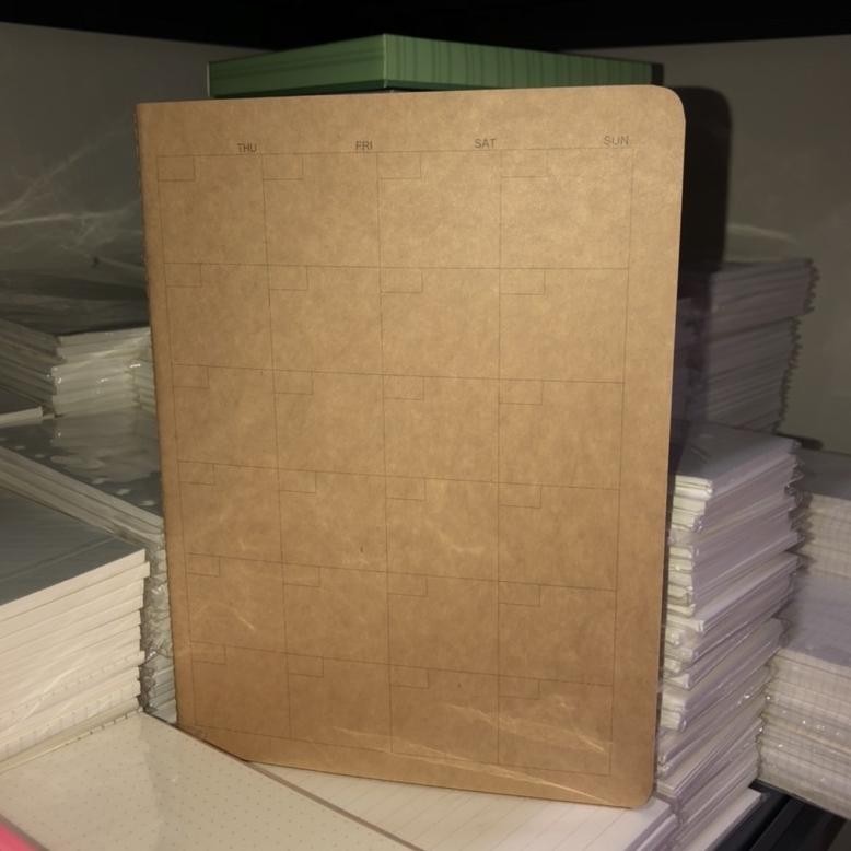 

BUKU MONTHLY PLANNER CRAFT B5 TERMURAH BANGET