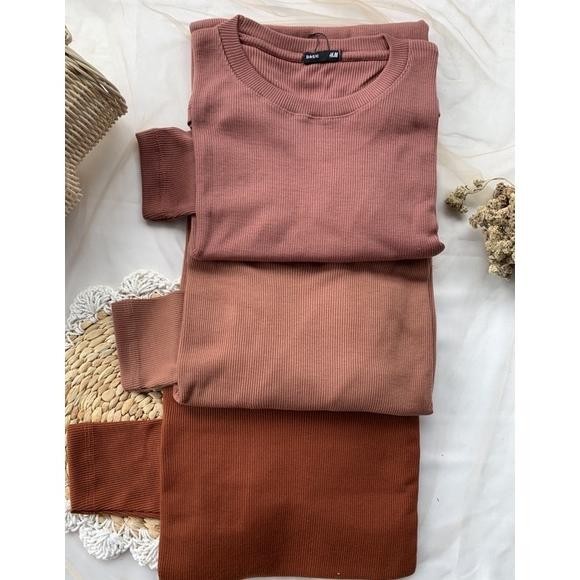 (Cod) Kaos Rib Deluxe Lengan Panjang Wafer Grosir Basic Premium Polos Rajut Knit Tee Ruby Kallyoutfi