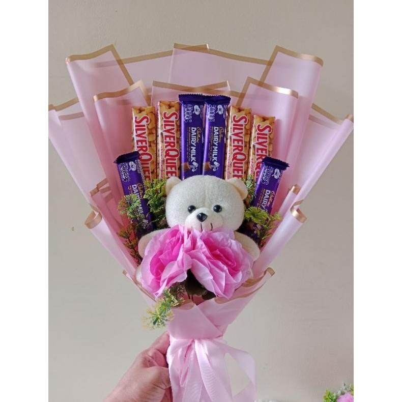 

Bucket Coklat Hadiah Valentine,Anniversary, Wisuda,Ultah Dll [Ready Cod[Terlaris]Produk][Gratis Ongkir]