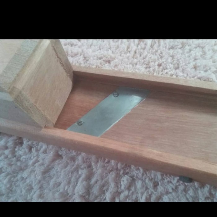 Parutan Kayu/Parutan Singkong/Parutan Kripik/Parutan Pisang/Alat Serut