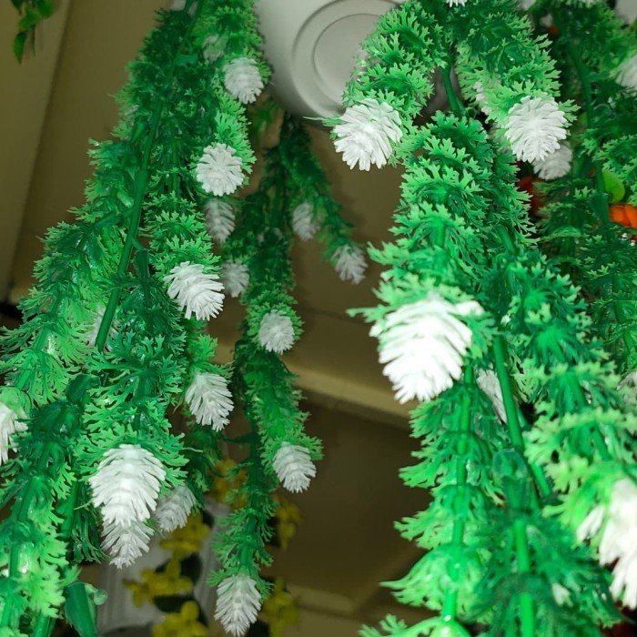 Bunga Gantung Plastik + Pot Hias Hiasan Tanaman Dekorasi Taman Daun 00