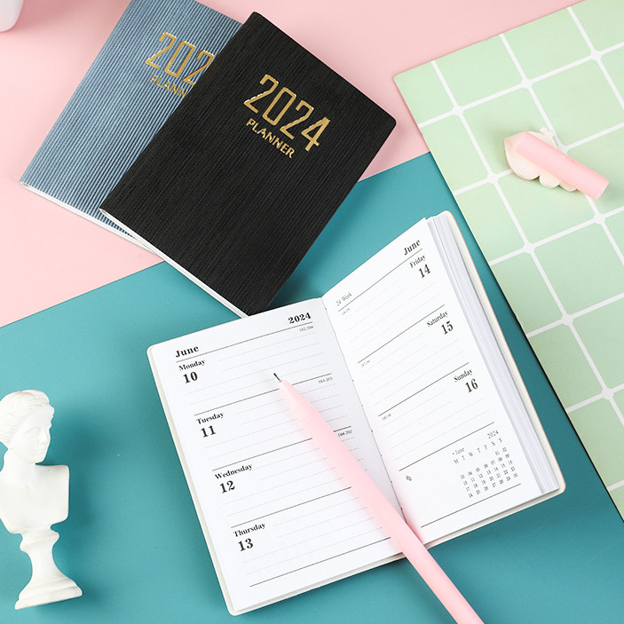 

MINKYS Buku Catatan Harian 2024 Kulit PU Notebook Planner 365 Days A7 Pink