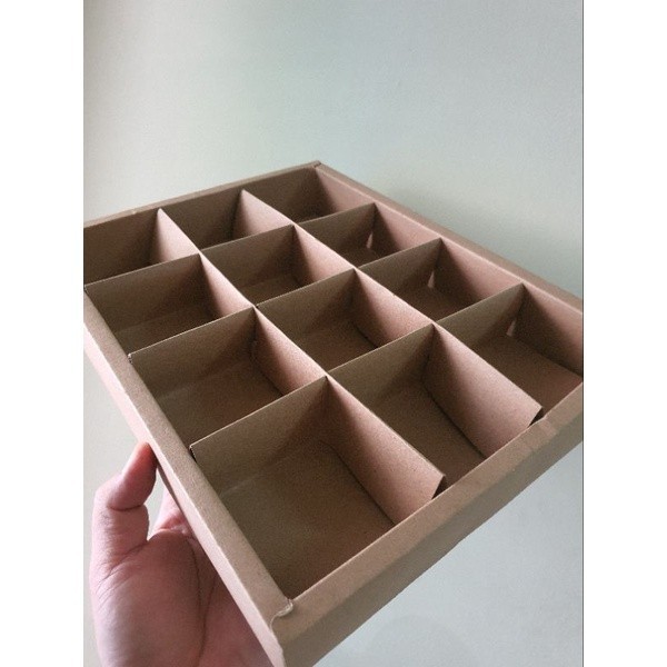 

5 pcs dus box eggtart fruit pie mika polos coklat sekat 12 size 7.3 cm cake box kotak hampers packaging