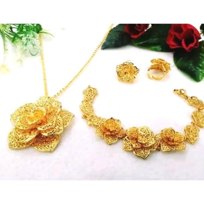 Set Kendari Perhiasan Lapis emas