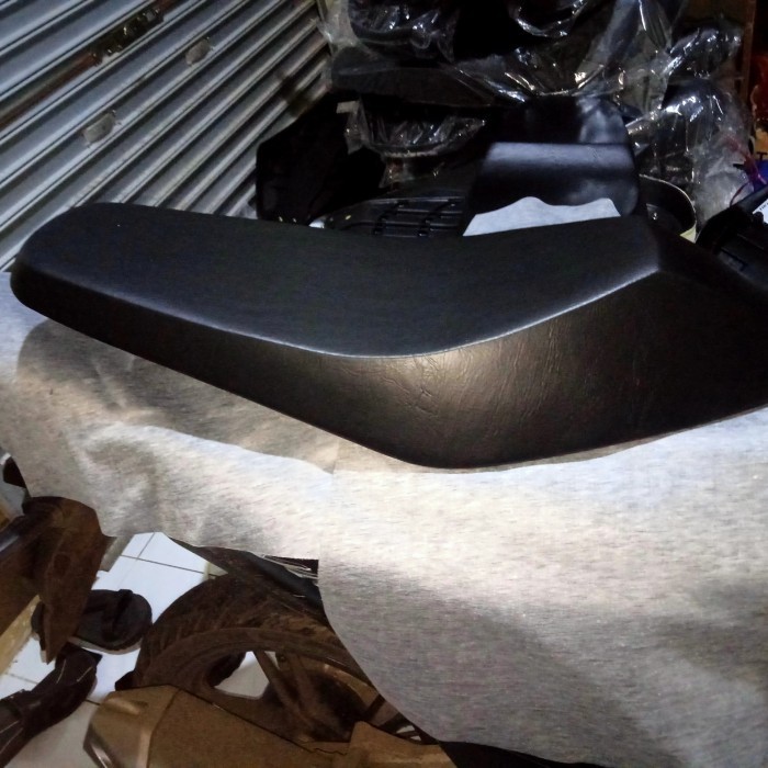 Fiz R F1 Zr Vega Lama Road Race Slim Jok Motor Yamaha Super Quality