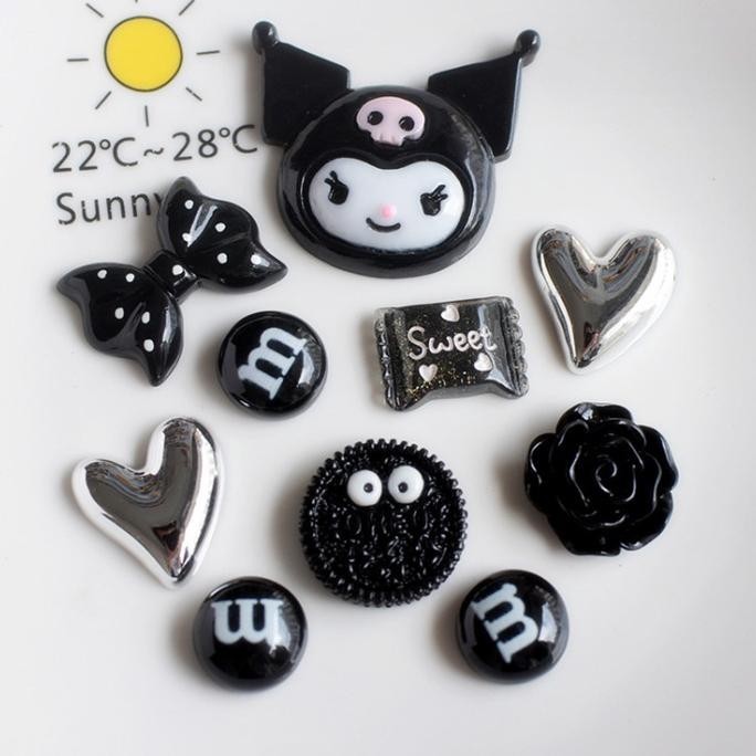 

Stiker 3D aksesoris sandal black kuromi