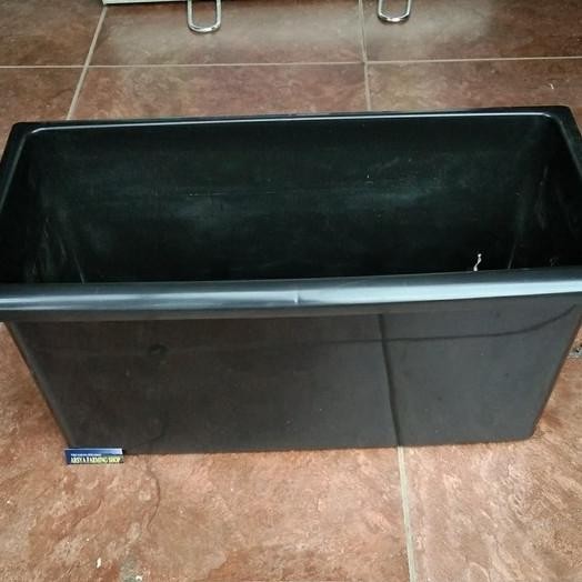 Pot Plastik Panjang Polos Hitam