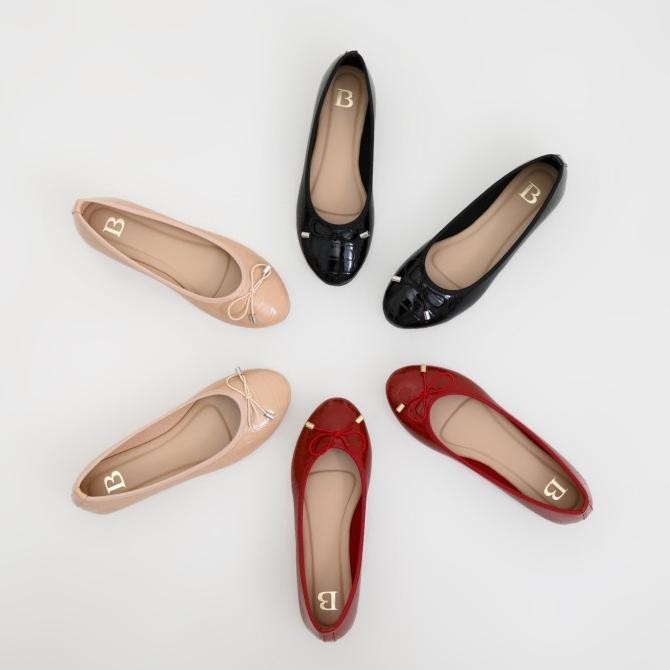 Berrybenka - Sepatu Flat Shoes Wanita Sophie Fana Bow
