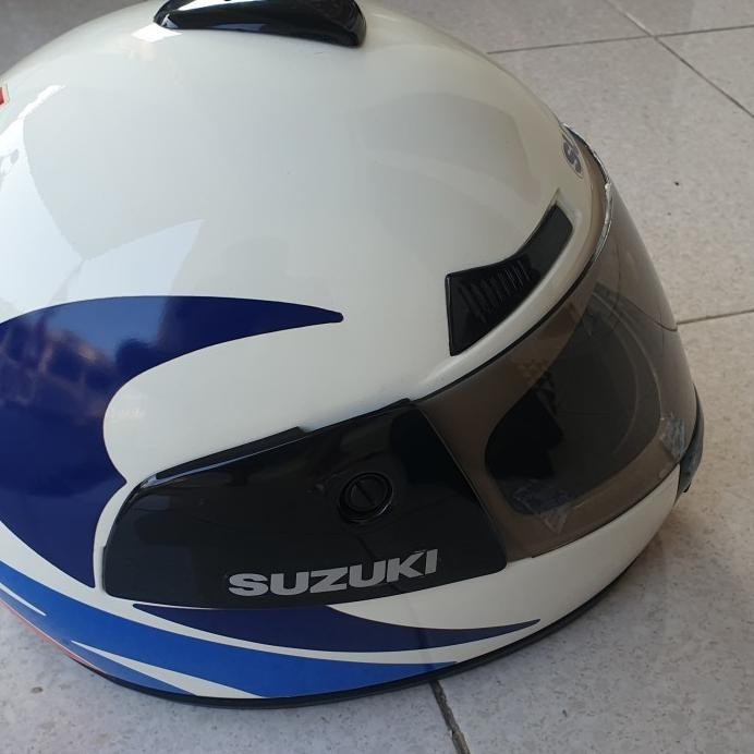 HELM SUZUKI TOP 1