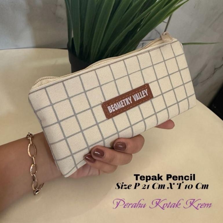 

hj-77 PENCIL CASE REMAJA SERIES Viral