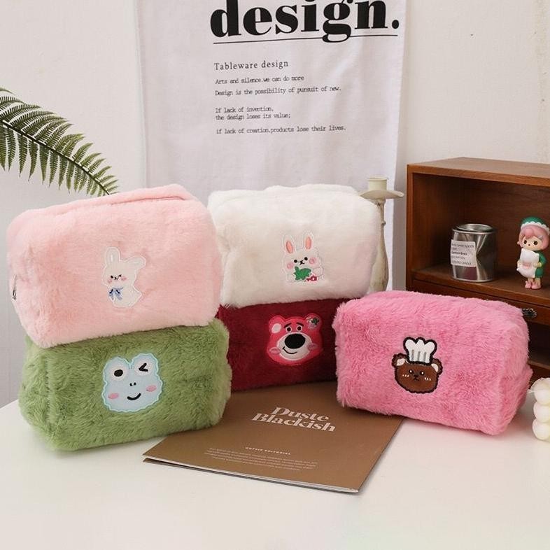 

Rt-69 [Miloli] Kotak Pensil Furry Cartoon Frog L0Ts0 Rabbit Pouch Fluffy Pencil Bag Tempat Pensil Resleting Stationery - F0242 Cuci Gudang