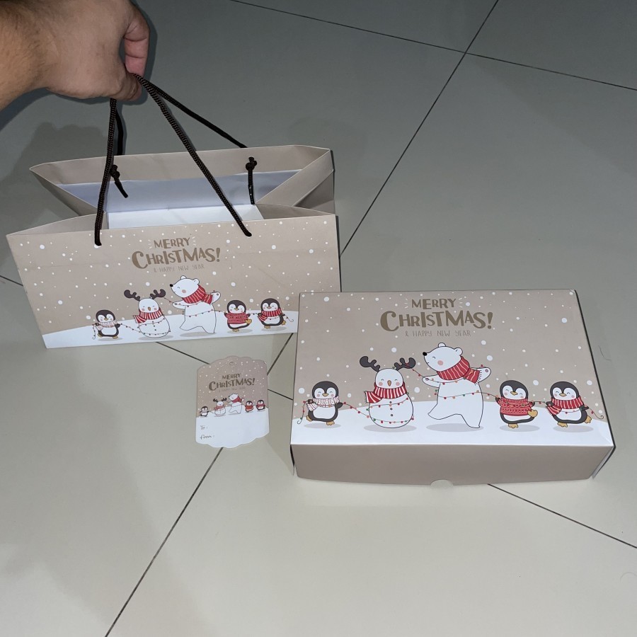 

PAKET D Paperbag kecil + dus toples kecil "polar bear & friends"+TAG