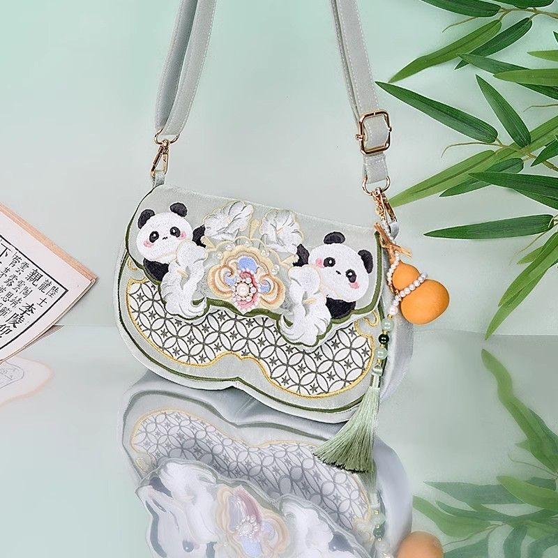Panda Xiaojiaolang Asli Han Cina Tas Pakaian Wanita Bordir Tas Selempang Elemen Han Portabel Bahu Pa