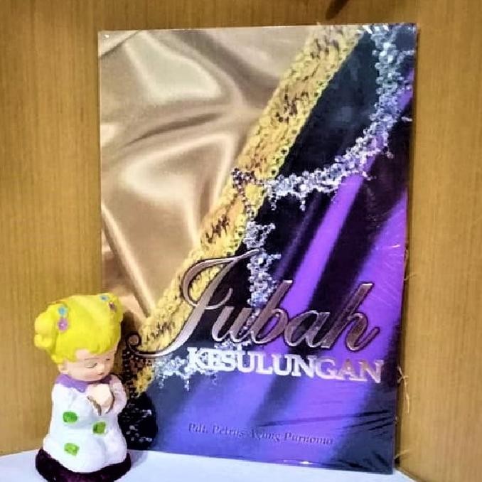 

Jubah Kesulungan. Petrus Agung Purnomo. Buku Rohani Kristen Profetik