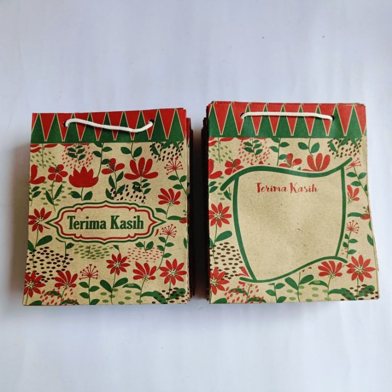 

(1Tali isi 50 pcs) Tas Kardus Tas Snack Ukuran Kecil Motif Random