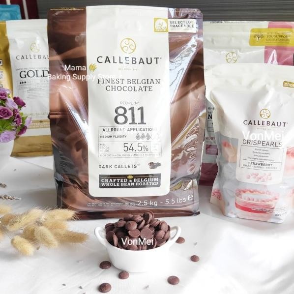 

Callebaut Dark Chocolate Callets Button Couverture 811 54.,5% 200 Gr