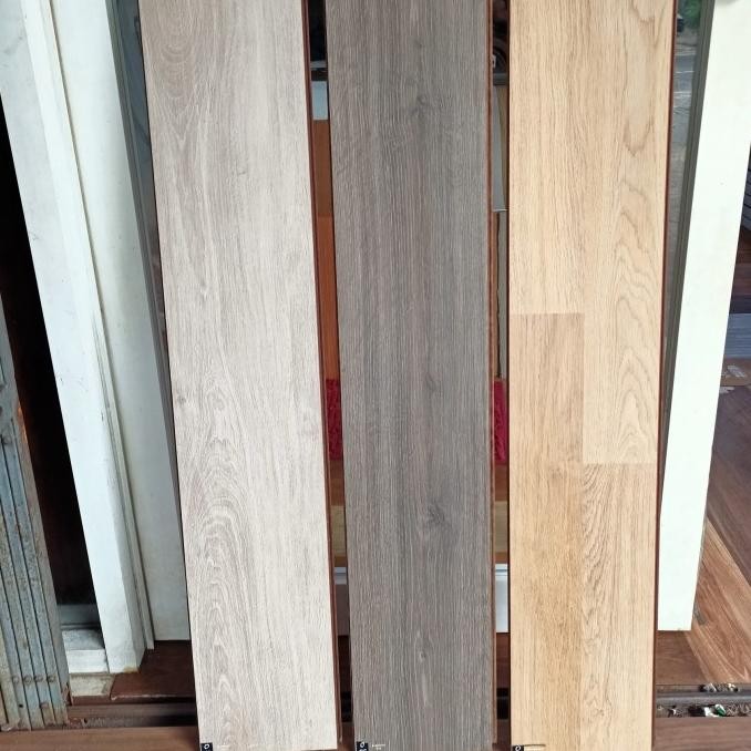 Lantai Kayu Parquet/Parket Laminated Anti Rayap U-Floor