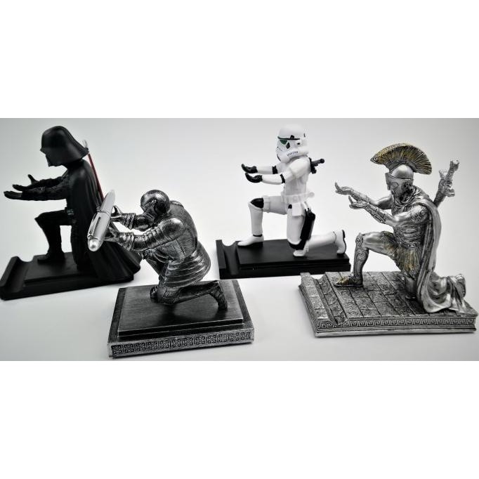 

Baru | Mobile Pen Holder Knight Roman Stormtrooper Lord Vader Desk Organizer
