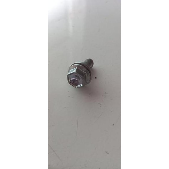 baut gantungan knalpot depan Suzuki TS125 baut knalpot Suzuki TS125 baut gantungan knalpot Ts125