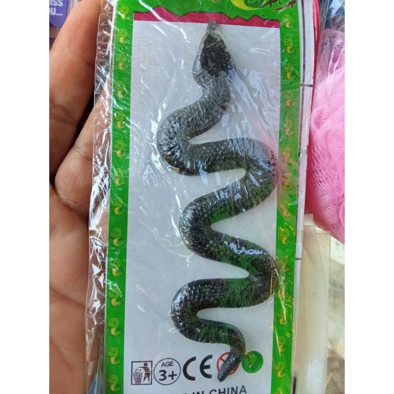 Mainan Ular Ularan karet