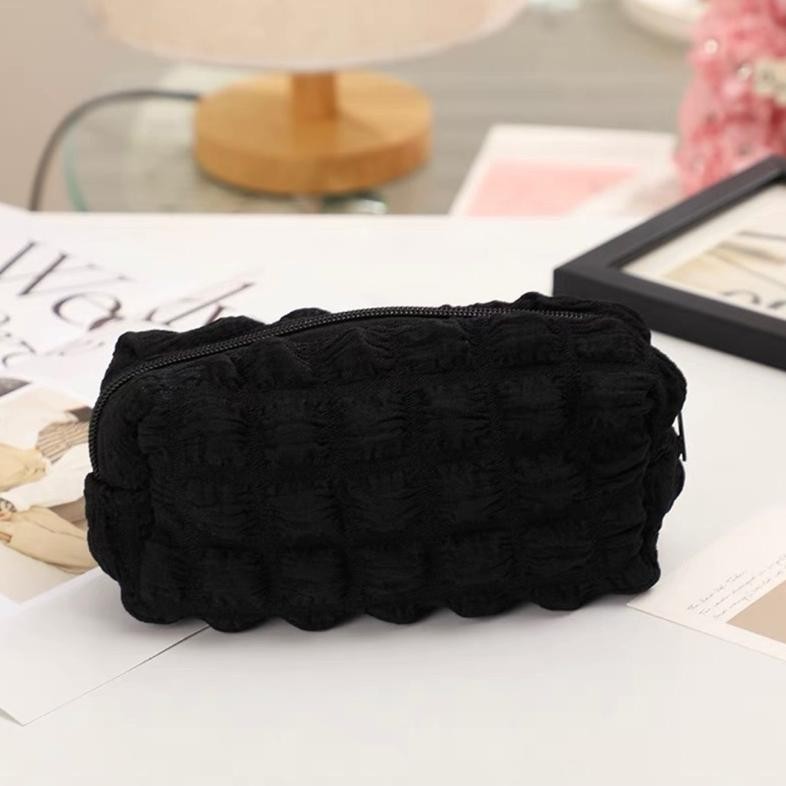 

BISA COD Crumpled Grid Pencil Case Import / Tempat Pensil Empuk Lembut / Korean Pouch Makeup Import / Tempat Pensil Aesthetic Korean Style ic-98