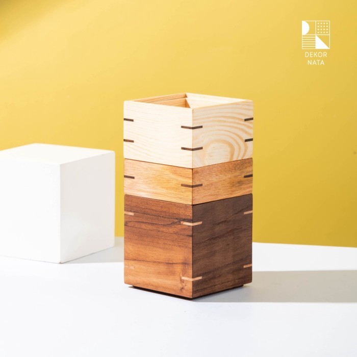 

Ready Dekornata Max Pen Holder / Tempat Pensil Kayu / Pulpen / Alat Tulis