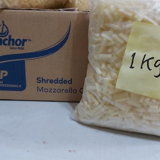 

Mozarella Parut Anchor 1Kg/ Anchor Extra Stretch Shredded Mozzarella