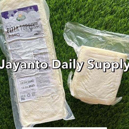 

Arla Mozzarella 1Kg Repa / Keju Mozarella Cheese Pizza Topping