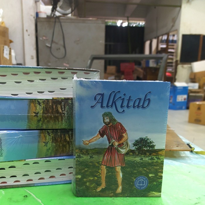 ALKITAB ANAK ALKITAB KADO ULANG TAHUN TB 033 ORIGINAL HARD COVER