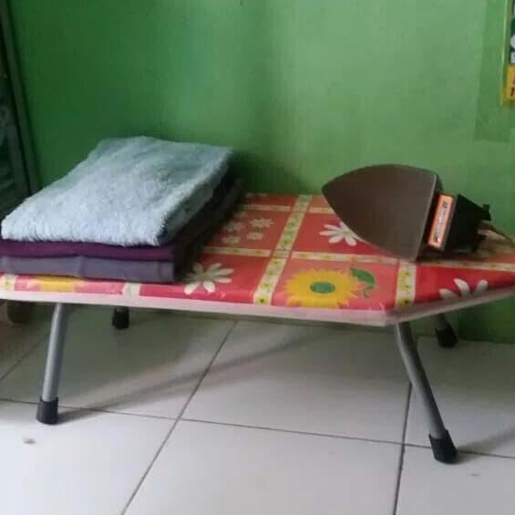 Meja Setrika Alas Setrika Duduk