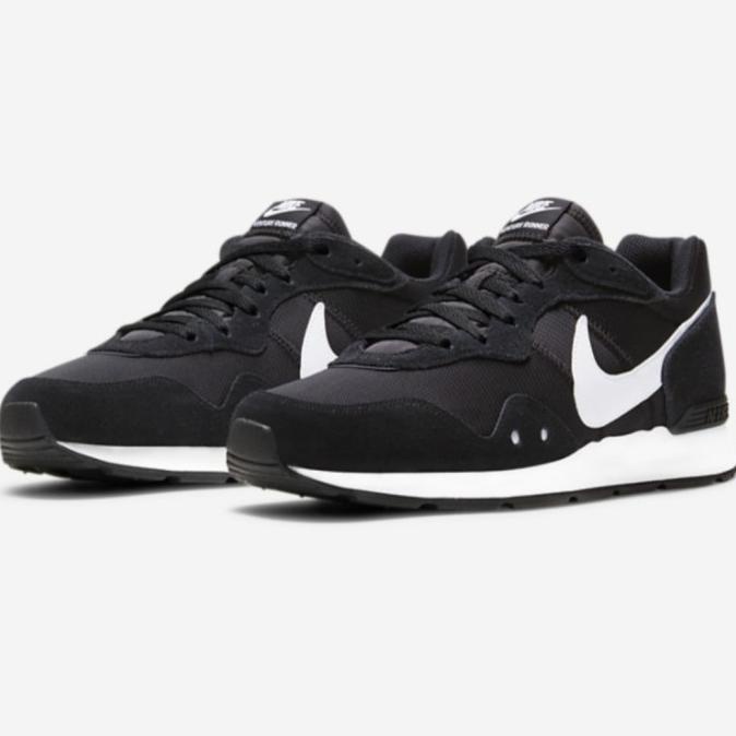 Nike Venture Runner Black White CK2944002