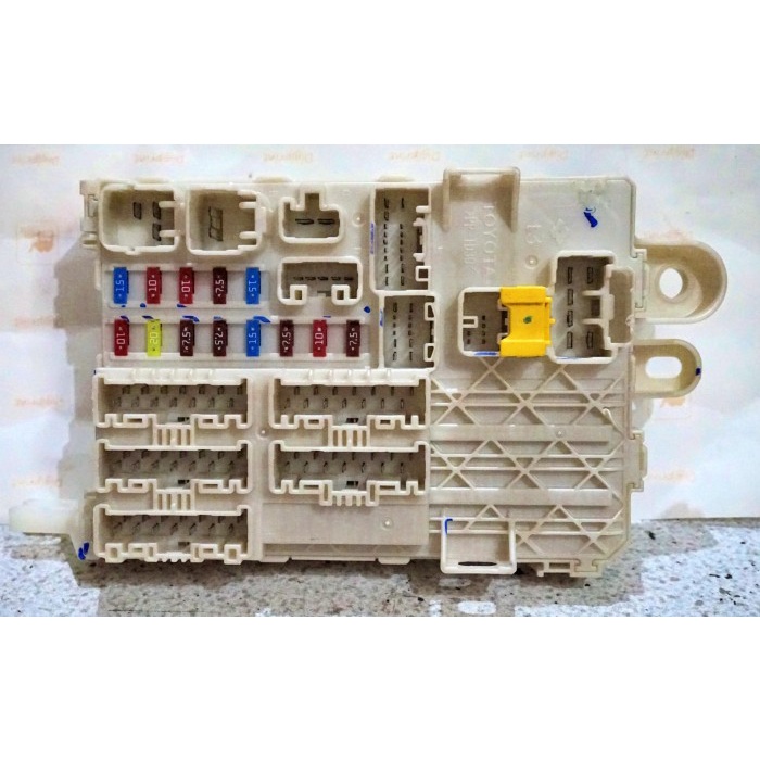 FUSE BOX TOYOTA INNOVA LAMA RUMAH SEKRING SEKERING ORIGINAL COPOTAN