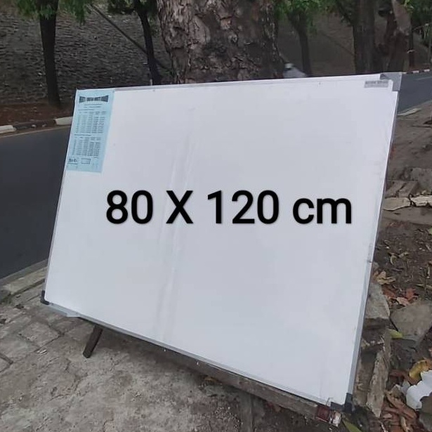 

Whiteboard 80 x 120 cm papan tulis sekolah 80 x 120 cm Produk