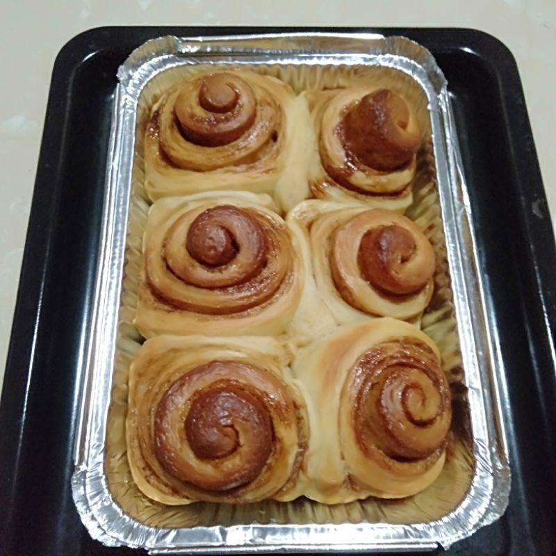 

Cinnamon Roll Bread/ Roti Gulung Kayu Manis Aneka Toping