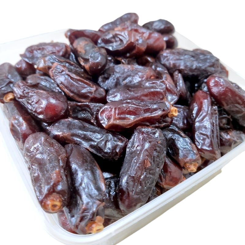 

Kurma Madinah Dates 1 Kg Premium Kemasan Mika