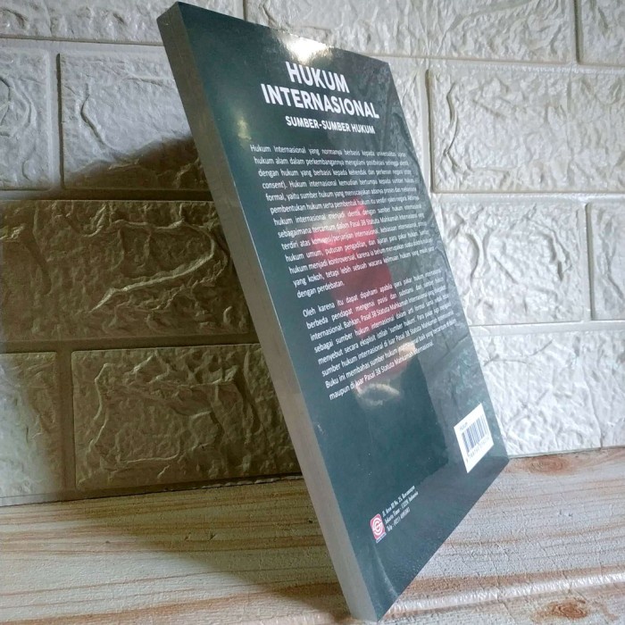 HOT SALE BUKU TAHUN 2021 HUKUM INTERNASIONAL SUMBER SUMBER HUKUM PROF. ATIP L TERBARU