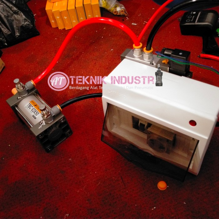 Terlaris Pneumatic Set Air Cylinder 63X50 Timer Otomatis