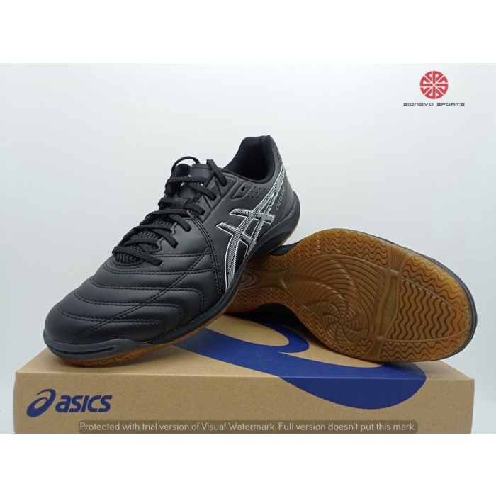 SEPATU FUTSAL - ASICS CALCETTO WD 9 WIDE IN ORIGINAL 1113A037-001