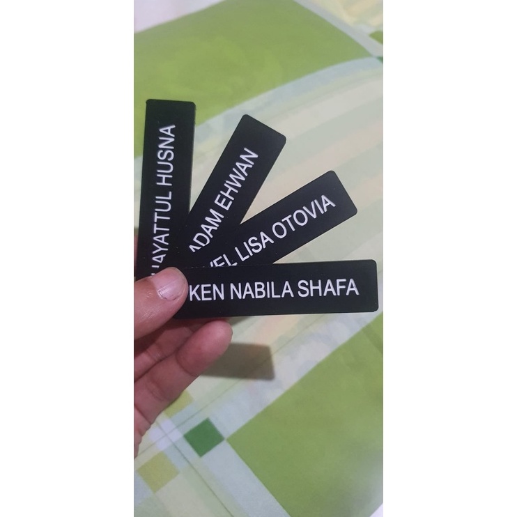 

➬ Nama Dada / Name Tag grafier / grafir Akrilik hitam dof Magnet eq7hf