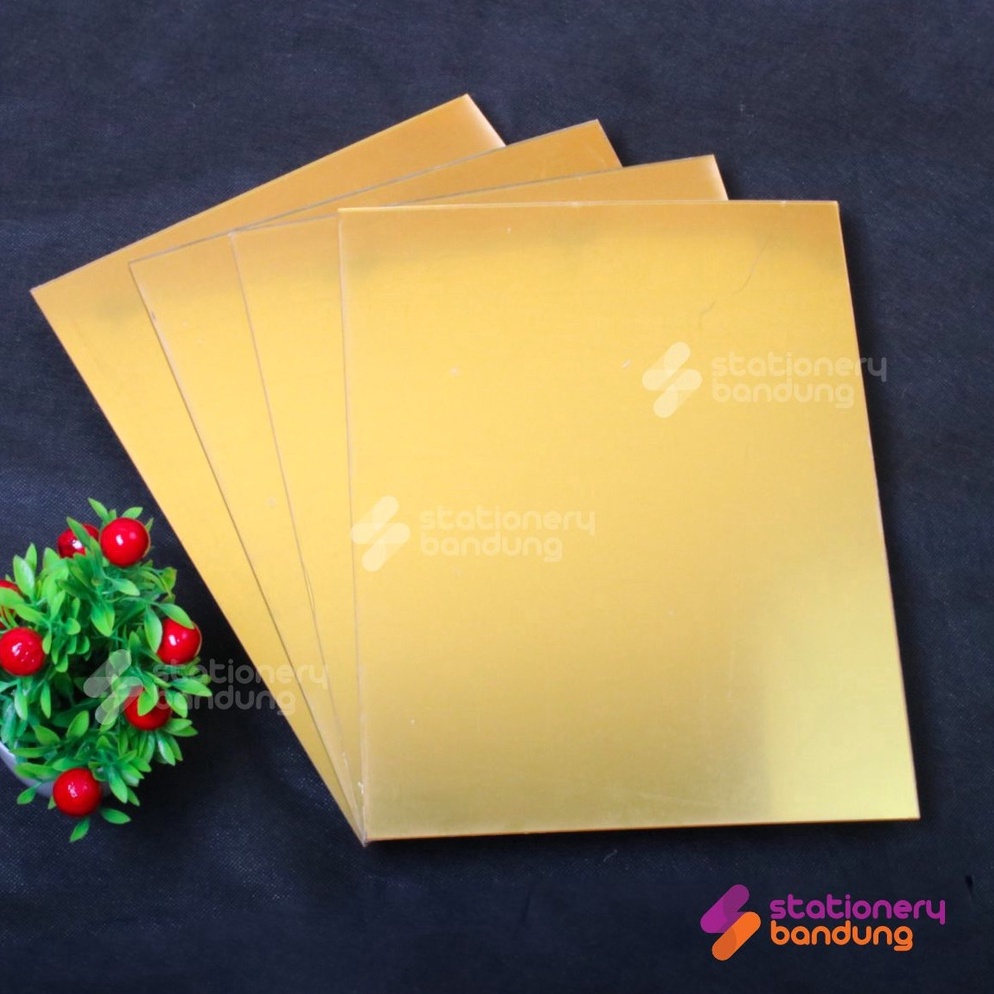 

LCZKT Akrilik Acrylic Gold Kaca Mirror Lembaran Tebal 2MM Ukuran A4 A3 7.00e+07u0