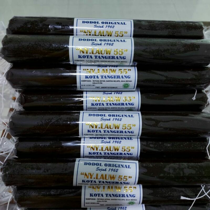 

' dodol ny lauw khas tangerang super lembur dan enak (isi 5gulung)