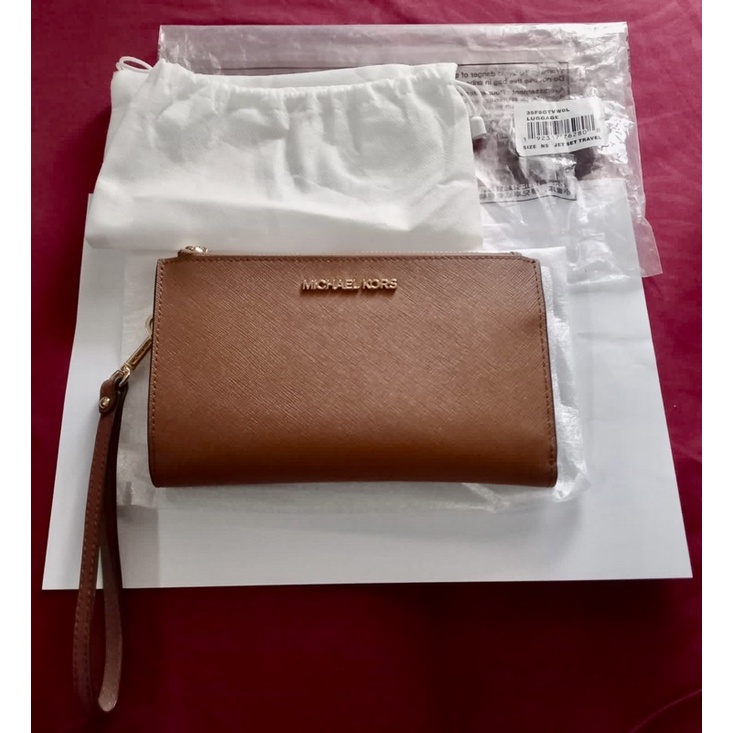 Like New (baru dicoba sekali) MK Jet set travel double zip wristlet wallet