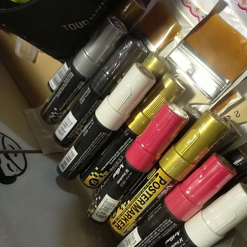 

Poster Marker 12Mm Gold Color