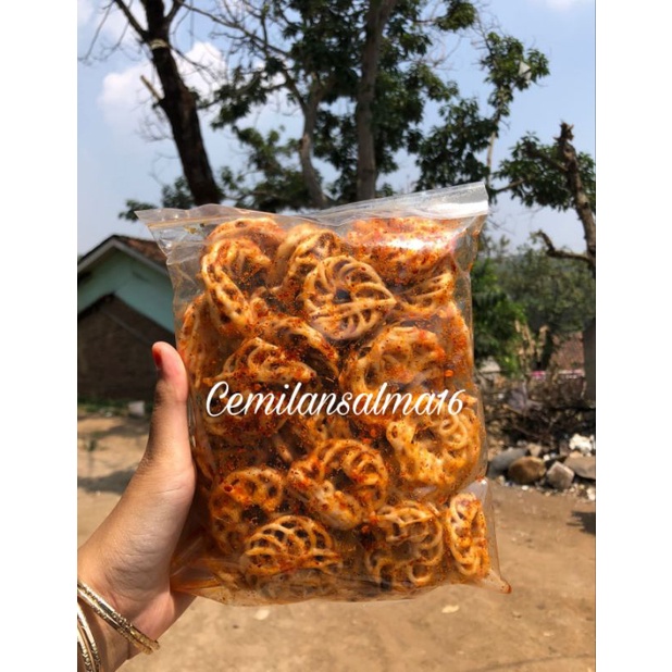 

Kerupuk viral Rafael kerupuk pedo kerupuk mawar pedas Daun jeruk 250gram