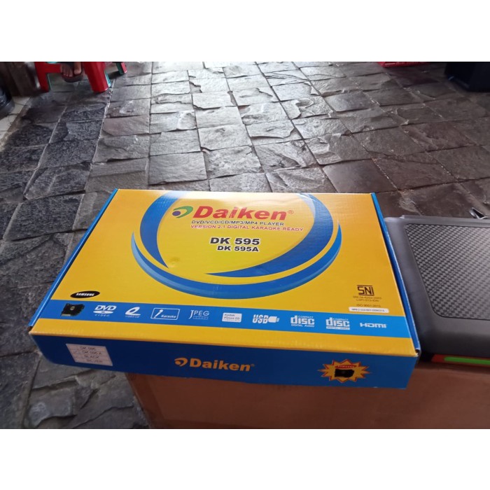 {NurulShop} DVD VCD CD MP3 MP4 PLAYER DAIKEN USB KARAOKE HDMI DK-595A TOKYO JAPAN Diskon