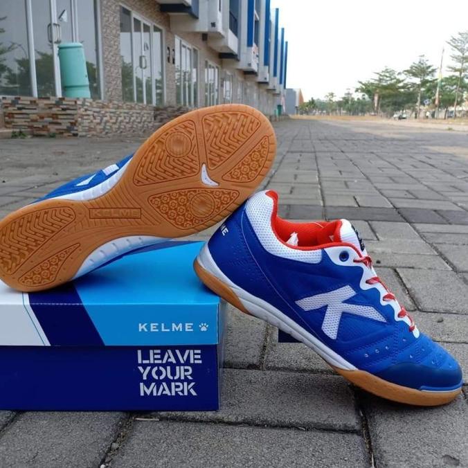sepatu KELME futsal original size 39-44
