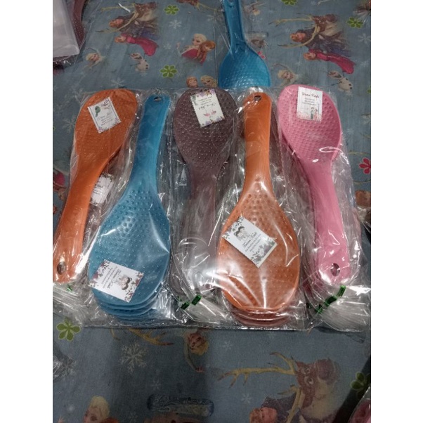 [isi 50] Souvenir Pernikahan, Sendok Nasi Bintik, Dikemas Plastik, Berwarna Random random