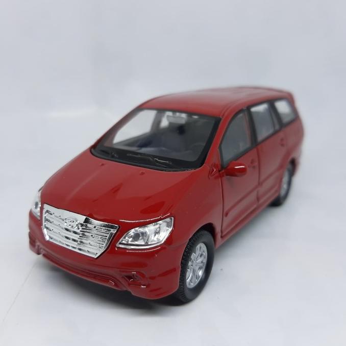 Big Sale Diecast Miniatur Mobil Toyota Innova - Koleksi Die-Cast Metal Mainan Limited Edition